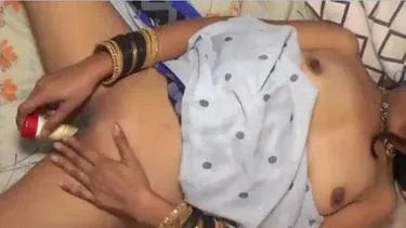 Bhabhi’s large dildo Desibf pussy massage