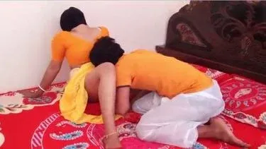 Pandit fucks lovely bhabhi’s Desibf pussy