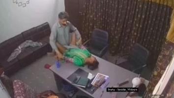 Sexy Girl Xxx Desi Boss Fucks Office Girl