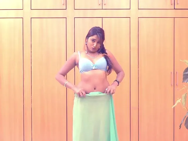 Swathi Naidu’s nude Desibf catwalk